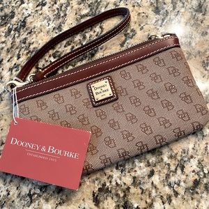NWT Dooney & Bourke large slim wristlet